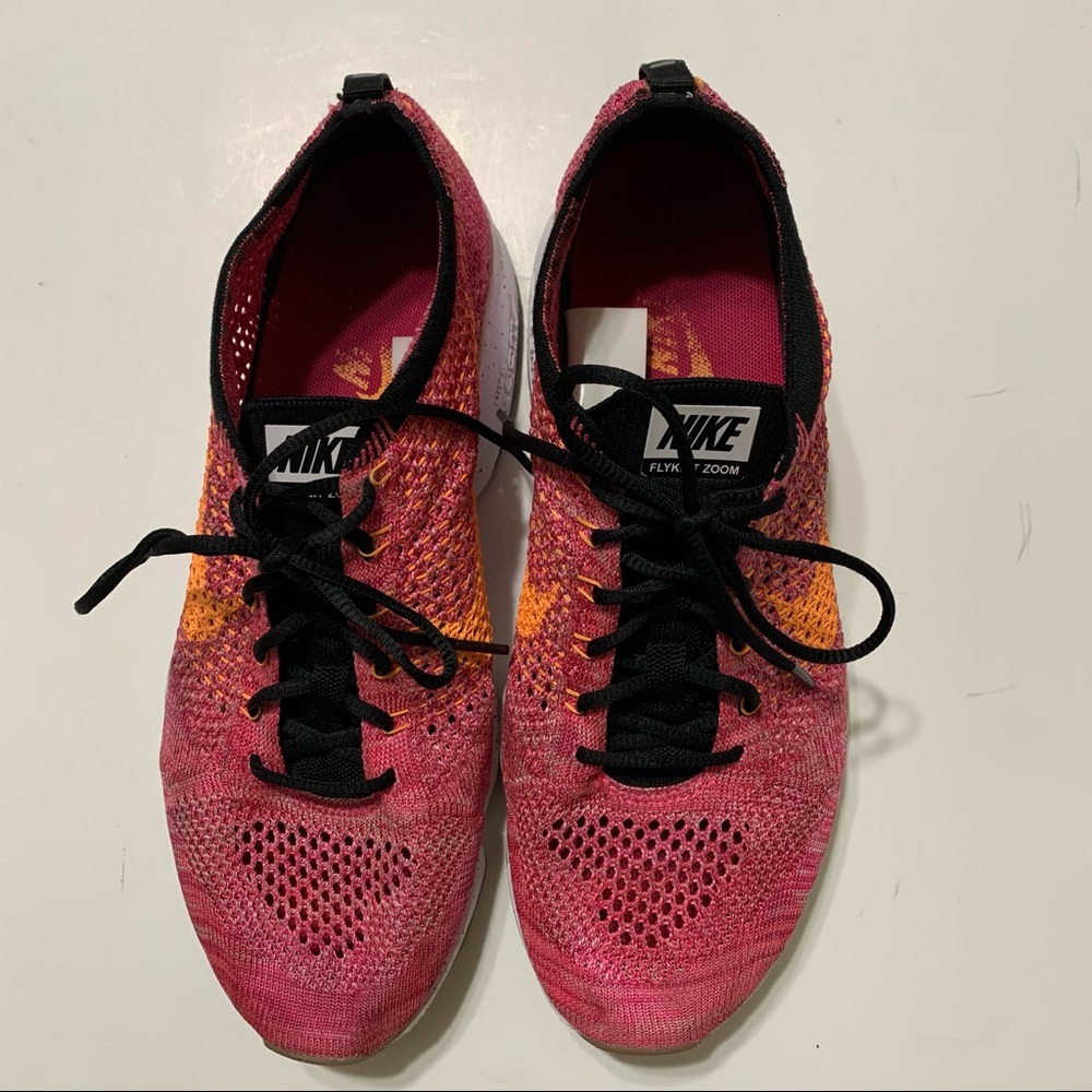 Nike Women Shoe Flyknit Zoom Size 10 Running Shoes Pink Sneakers 698616-602 - Picture 2 of 11